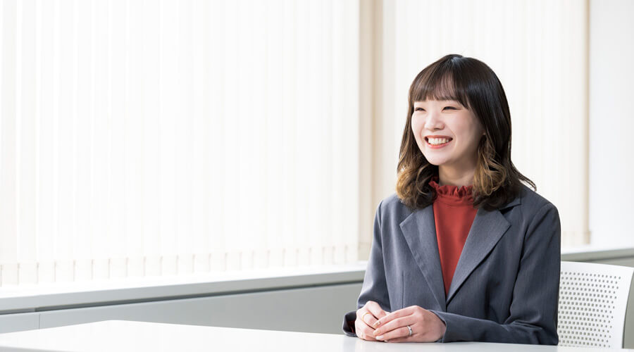 女性の転職サポートで大切にしていることを語る大友遥菜